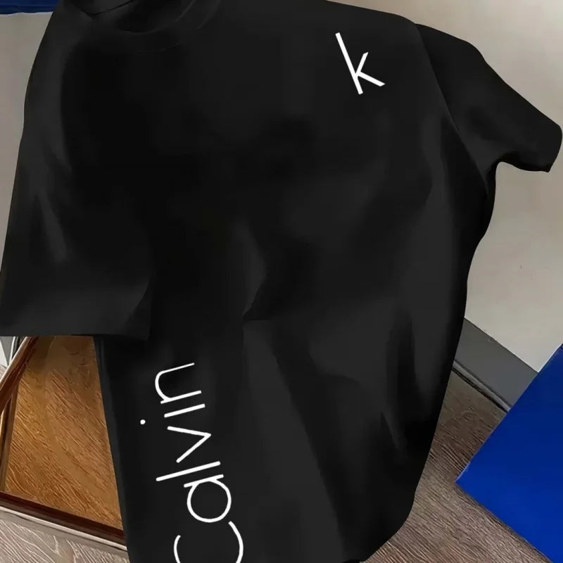 Camiseta CK Mesh com Estampa Criativa – Verão 2025